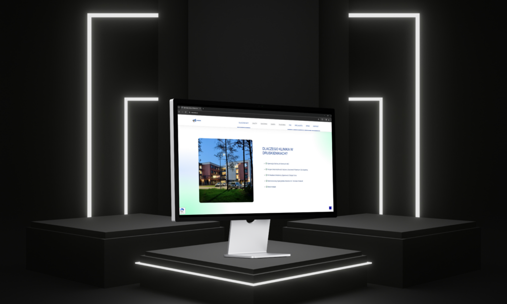 Strona Klinika Katarakta na ekranie laptopa